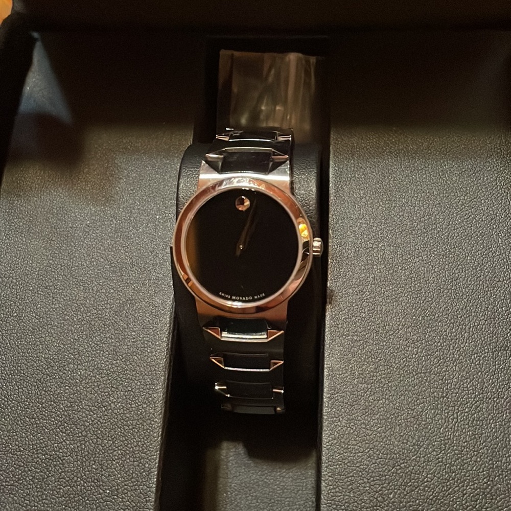Movado - Picture 2 of 2